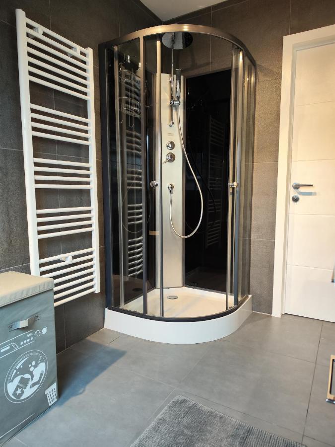 Lanonweye Hotel Вем Екстериор снимка